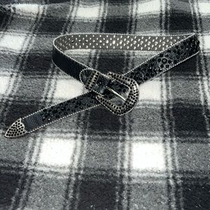 MEDIUM Genuine Leather Bling Western Belt.